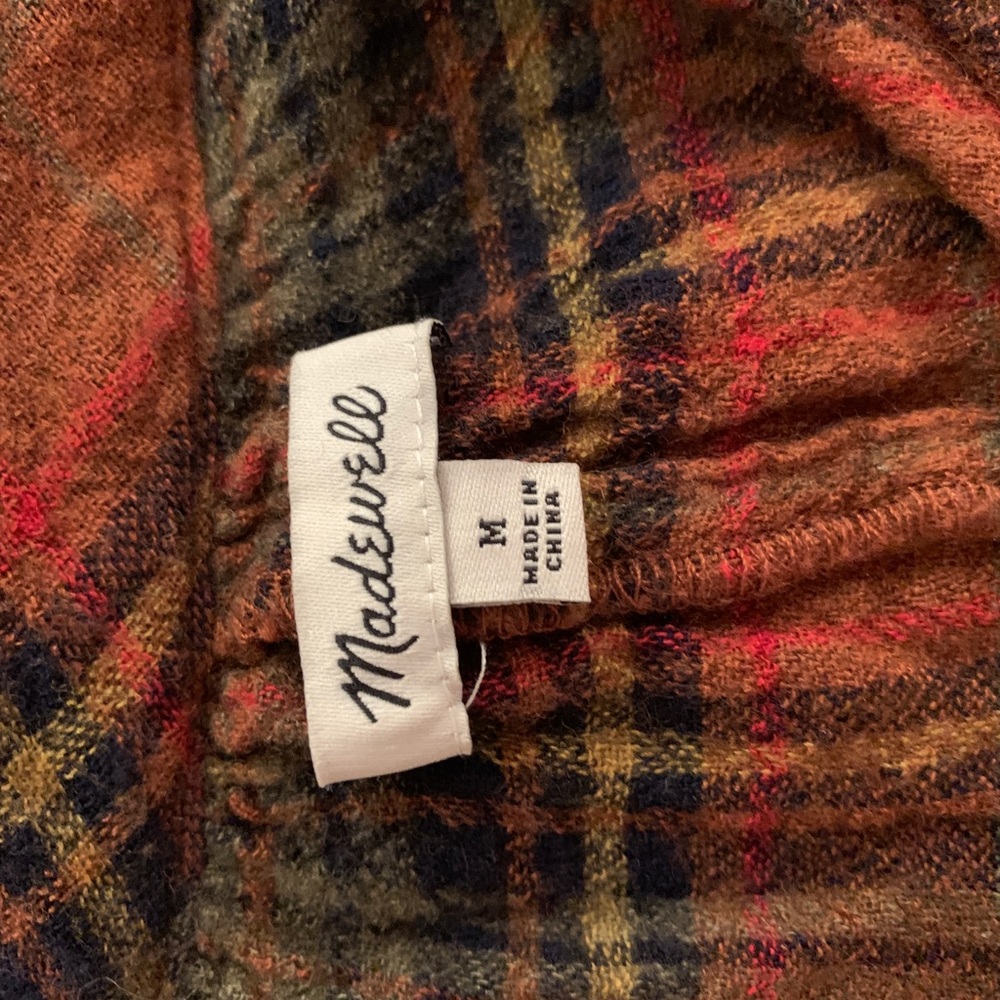 Quarter-Sleeve Shirt - Picture 6 of 7